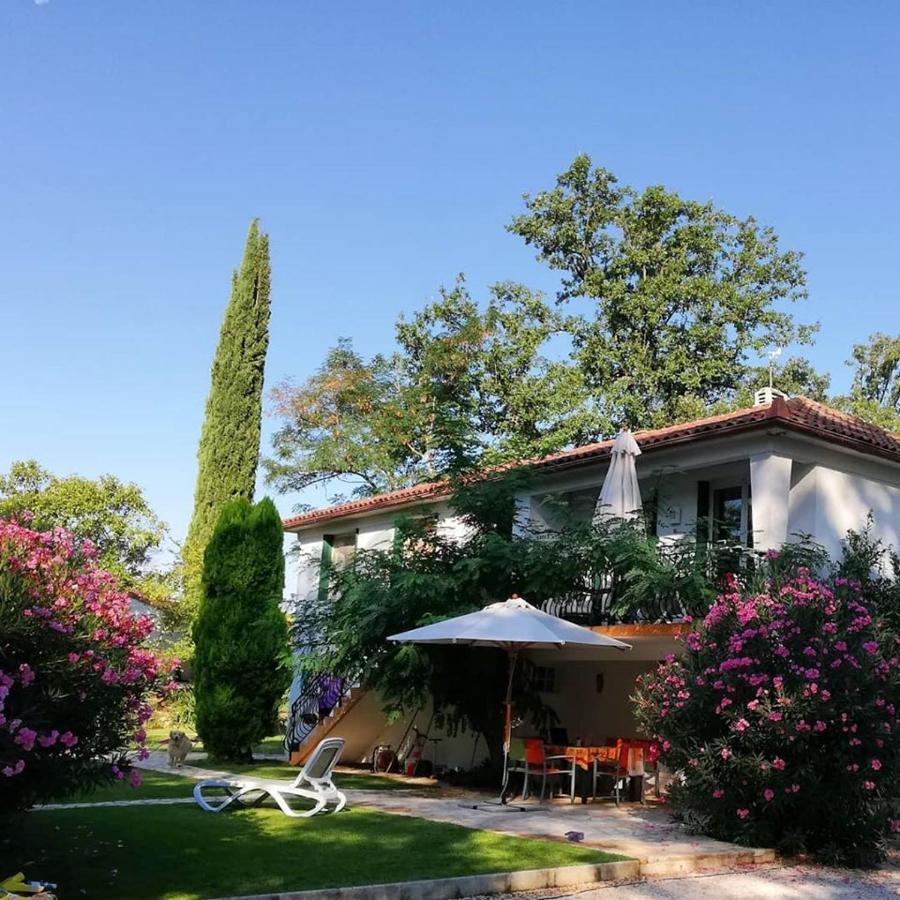 Residence Miro, Gites Avec Piscine Chauffee Et Tennis Les Arcs-sur-Argens 외부 사진