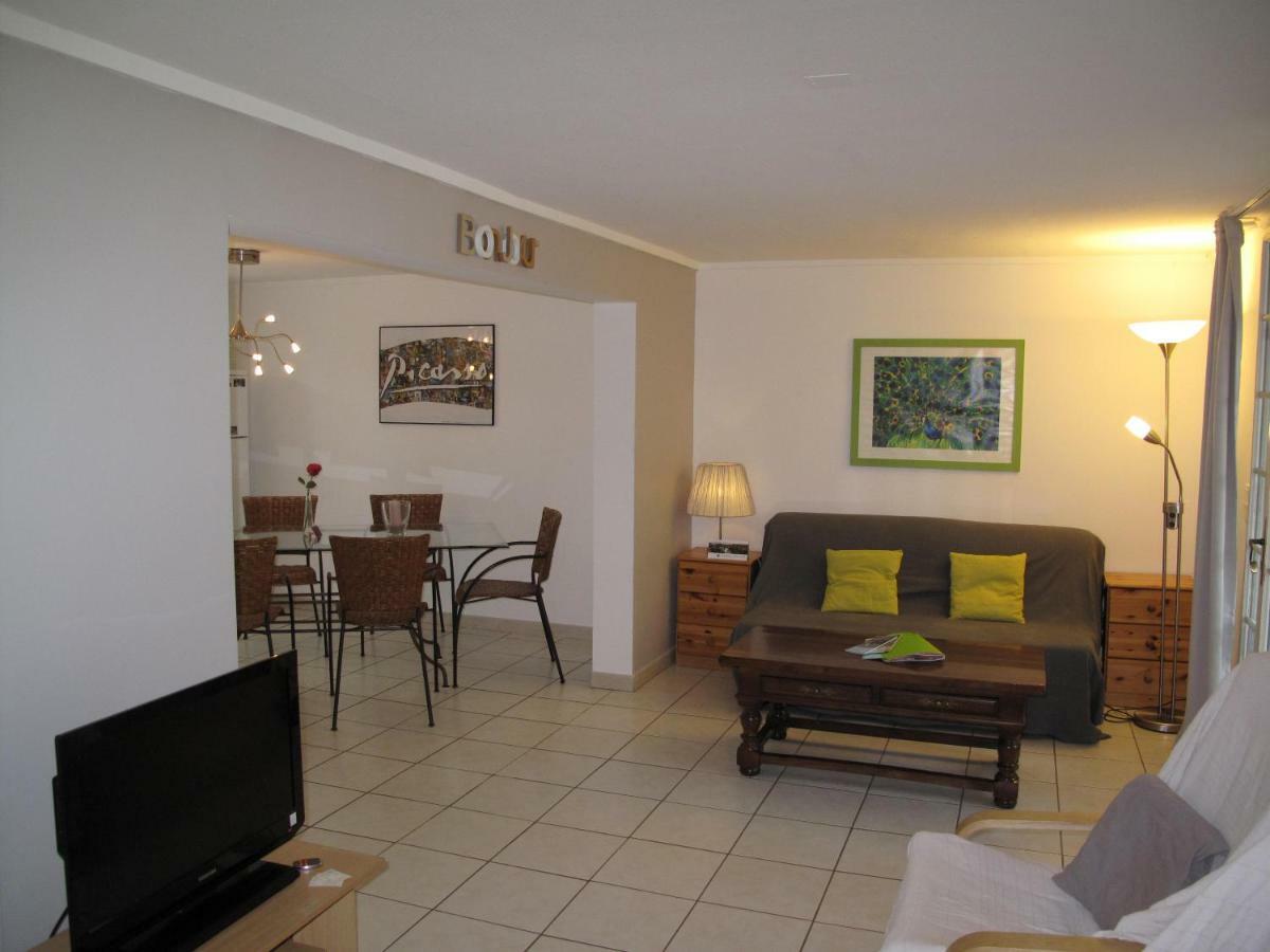 Residence Miro, Gites Avec Piscine Chauffee Et Tennis Les Arcs-sur-Argens 외부 사진